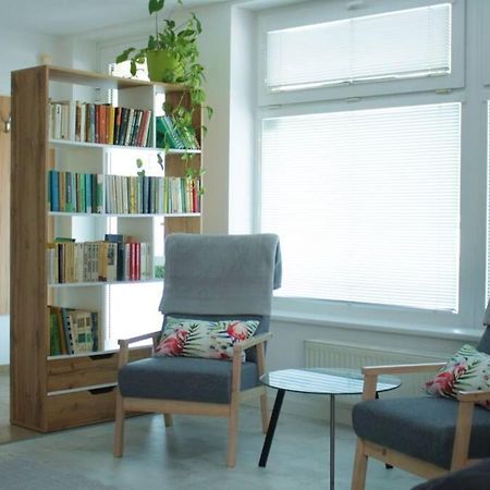Апартаменти Apartman - Dlhe Diely Братислава Екстер'єр фото